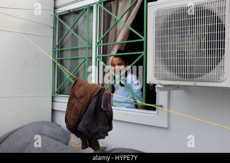 Malakasa refugiees camp in Greece. -  07/03/2017  -  Greece / Malakasa  -  Distribution of food items from the Popular Secours to the Malakasa refugee camp, home to 483 Afgans refugees, including 112 children.   -  Stefania Mizara / Le Pictorium Stock Photo