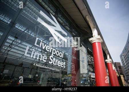 Liverpool Lime Street Railway Station, Liverpool, UK Stock Photo
