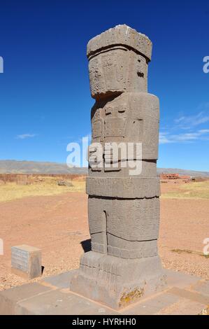 Bolivia, Tiwanaku, Kalasasaya Temple, Ponce Stela in the Sunken Courtyard Stock Photo