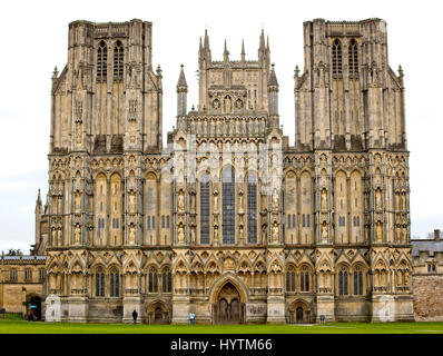 The facade of the City of Wells Cathedral, Wells, Somerset, England, UK. Stock Photo