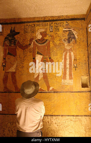 Inside the replica tomb of Tutankhamun which has been built on the west bank of the Nile at Luxor Stock Photo
