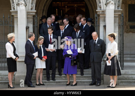 (From the left) Serena Armstrong-Jones, David Armstrong-Jones, Margarita Armstrong-Jones, Queen Elizabeth II, the Duke of Edinburgh and Sarah Chatto leave after a Service of Thanksgiving for Lord Snowdon at St Margaret's Church, Westminster Abbey in central London. Stock Photo