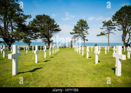 Crosses on american cemetery near Omaha Beach, in Colleville sur Mer, Normandy, France Stock Photo