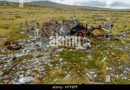 FALKLANDS: Argentinian Puma helicopter crash site. ON the thirty-fifth anniversary of the devastating 1982 Falklands war, poignant images offer a glimpse into the conflict’s helicopter crash sites. Emotion-evoking pictures show the war graves where brave soldiers who gave their lives for their beloved nation were buried.  Captured by creative director Dan Bernard (49), these photographs display the remains of the Atlantic Conveyor, Chinook, and Puma helicopters, as well as the Eton range and the San Carlos memorial.  Dan Bernard / mediadrumworld.com Stock Photo