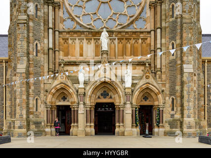 Entrance to Clonard Monastery, Clonard Gardens, off the Falls Road, Belfast, County Antrim, Northern Ireland, UK Stock Photo