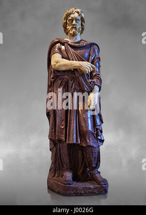 Statue of a Captive Barbarian - 2nd century Ad Roman sculpture made in Porphyry. Inv No. MR 331 or Ma 1385, Louvre Museum, Paris. Stock Photo