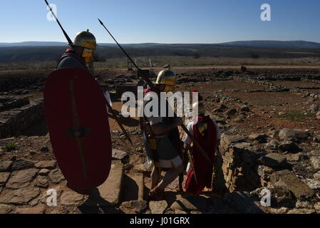 Garray, Spain. 08th Apr, 2017. An army of ancient time pictured during a representation in the ancient Celtiberian settlement of Numantia, famous for its role in the Celtiberian War, in Soria, north of Spain. Credit: Jorge Sanz/Pacific Press/Alamy Live News Stock Photo