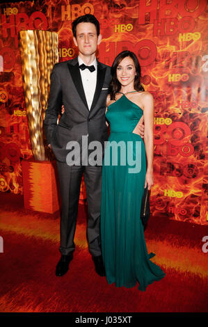 (L-R) Zach Woods and Jocelyn DeBoer attends HBO's 2015 Emmy After Party