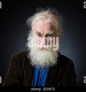 Portrait de Irving (Leonard) Finkel, archelogue-assyriologue, specialiste de l'Ancienne Mesopotamie au Department du Moyen-Orient du British-Museum a  Stock Photo