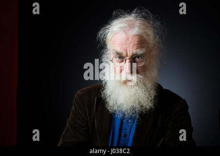 Portrait de Irving (Leonard) Finkel, archelogue-assyriologue, specialiste de l'Ancienne Mesopotamie au Department du Moyen-Orient du British-Museum a  Stock Photo