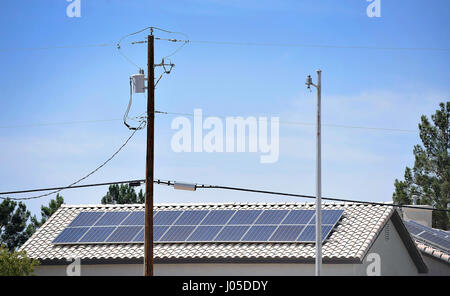 Las Vegas, Nevada, USA. 16th June, 2014. A Las Vegas home with solar panels installed on its roof is seen June 16, 2014, in Las Vegas, Nevada. Credit: David Becker/ZUMA Wire/Alamy Live News Stock Photo