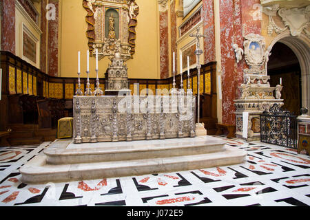 The elaborate interior of Cagliari's Cathedral reveals artistic and historical treasures from the 12th and 13th centuries.  Cagliari, Sardinia. Stock Photo