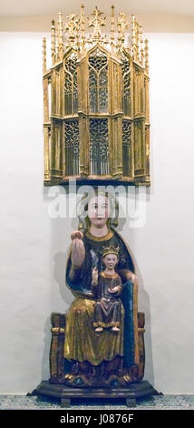 Virgen con el Niño (siglo XIII, Museo Diocesano de Palencia) Stock Photo