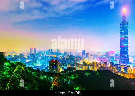 TAIPEI, TAIWAN - MARCH 20: This is a view of the Taipei 101 building and Xinyi financial district taken from Elephant mountain at night on March 20, 2 Stock Photo