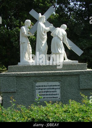 Statue: Second Station, Jesus carries His cross. Basilica of Our Lady of Graces, Begum's Church, Sardhana (Copyright © by Saji Maramon) Stock Photo
