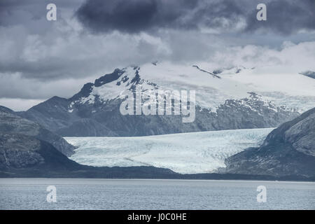 Glacier in the Darwin Mountain range, Magellan Straits, Alberto de Agostini National Park, Tierra del Fuego, Chile Stock Photo