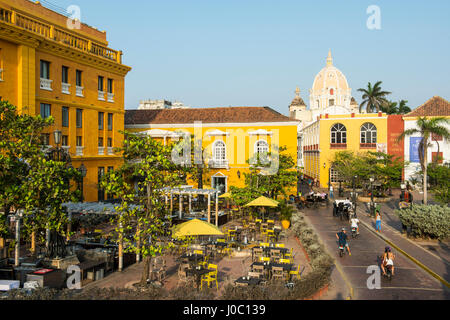 Colonial architecture on Plaza Santa Teresa, in the UNESCO World Heritage Site area, Cartagena, Colombia Stock Photo