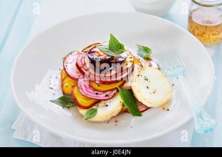 Goat's cheese and beetroot salad with vinaigrette Stock Photo