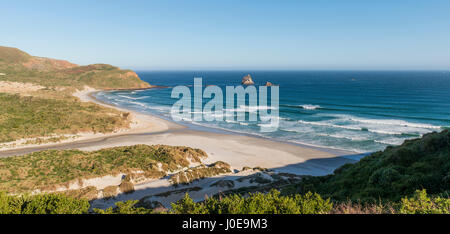 View of sandy beach, Bay Sandfly Bay, Dunedin, Otago, Otago Peninsula, Southland, New Zealand Stock Photo