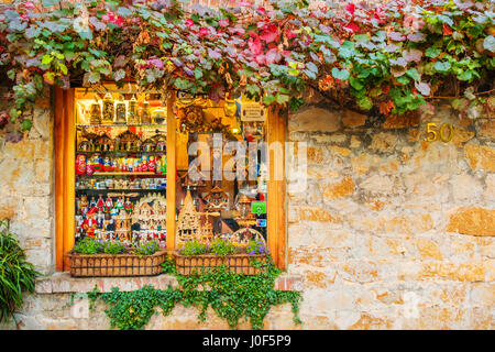 Hahndorf, South Australia - April 9, 2017: German Village Shop on Main street of Hahndorf in Adelaide Hills area during autumn season after rain Stock Photo