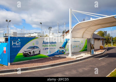 H2 Fuellingthe future. UK's first hydrogen production and bus refuelling station, Aberdeen, Scotland, UK Stock Photo