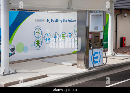 H2 Hydrogenics Fuelling the future. UK's first hydrogen production and PSV bus refuelling station, Aberdeen, Scotland UK Stock Photo