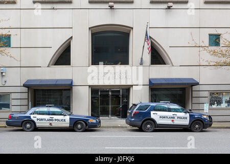 Portland Police Car - PORTLAND - OREGON - APRIL 16, 2017 Stock Photo ...