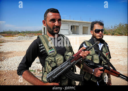 The  Free Syrian Army, the main armed rebel group fighting President Bashar al-Assad’s government. Azaz a stegic town roughly 30 kilometres north-nort Stock Photo