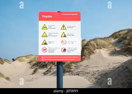 Sand, dunes,sand dunes, at, Ynyslas,Ynslas,ynyslas sand dunes,beach,empty,popular,coast,coastline,for,wading,birds,and,hikers,Ceredigion,Mid,Wales,U.K. Stock Photo