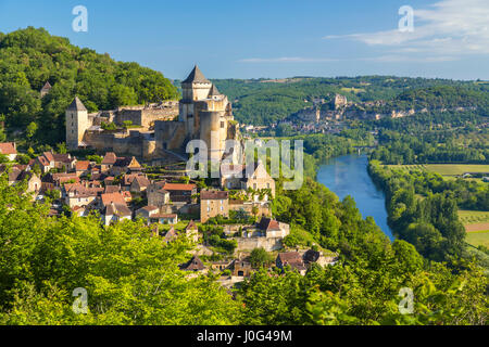 Chateau de Castelnaud, Castelnaud, Dordogne, Aquitaine, France Stock Photo