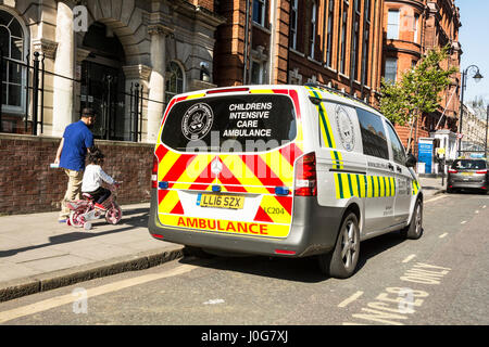 A childrens intensive care ambulance parked outside Great Ormond Street hospital, London, WC1, England, UK Stock Photo