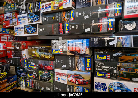 Revell model shop shop