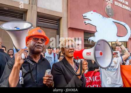 New York, United States. 12th Apr, 2017. Ede Fox running to represent Prospect Heights, Clinton Hill, Fort Greene and Crown Heights in New York's City Council - Affordable housing advocacy groups and local construction unions were joined by a couple hundred Brooklyn residents on April 12th, 2017; for a rally at Fort Greene Park followed by a march to the offices of Council-member Laurie Cumbo, demanding her to block the Bedford Union Armory rezoning and support 100% real affordable housing on this public land. Credit: Erik McGregor/Pacific/Alamy Live News Stock Photo