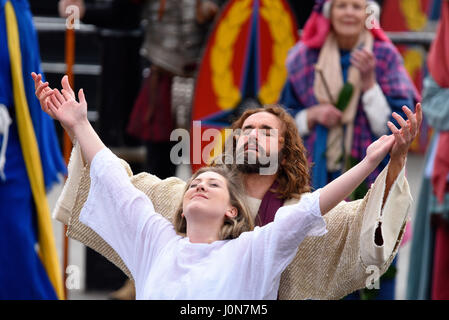 Miracle. Easter Good Friday the cast of Wintershall portrayed the ‘Passion’ and the resurrection of Jesus Christ using Trafalgar Square as a stage. Jesus cleansing a leper Stock Photo