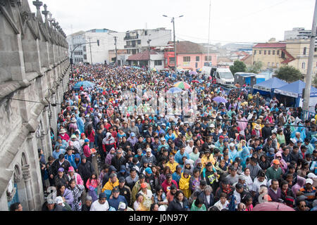 Quito, Ecuador. 14th Apr, 2017. Crowds following Jesus del Gran Poder, Good Friday Procession, Historic Quito, Ecuador Credit: Angela Drake/Alamy Live News Stock Photo
