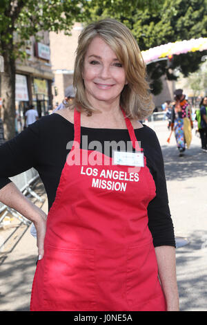 Los Angeles, CA, USA. 14th Apr, 2017. 14 April 2017 - Los Angeles, California - Deidre Hall. Los Angeles Mission's Easter Celebration For The Homeless. Photo Credit: AdMedia Credit: AdMedia/ZUMA Wire/Alamy Live News Stock Photo