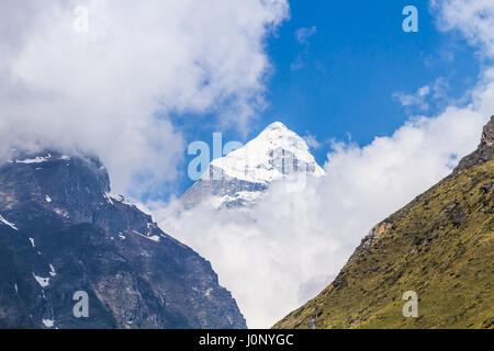 Neelkanth Mountain in the Indian Himalayas near to Badrinath. Stock Photo