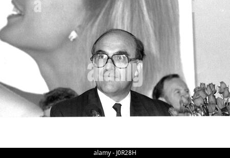 Rt. Hon. John Smith, Shadow Chancellor of the Exchequer and Labour party Member of Parliament for Monklands East, attends a policy launch press conference in London, England on May 24, 1990. Stock Photo