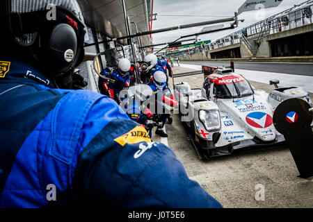 Towcester, Northamptonshire, UK. 16th Apr, 2017. FIA WEC racing team Vaillante Rebellion during the 6 Hours of Silverstone of the FIA World Endurance Championship Autograph session at Silverstone Circuit Credit: Gergo Toth/Alamy Live News Stock Photo