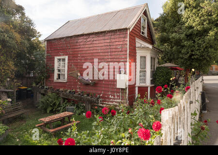 rustic garden shed stock photo - alamy