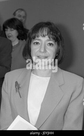 Margaret Hodge, Leader of Islington Borough Council, attends a Labour party press conference in London, England on January 29, 1990. Stock Photo