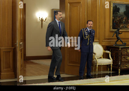 Madrid, Spain. 17th Apr, 2017. King of Spain Felipe VI with Cuban Foreign Minister Bruno Eduardo Rodriguez Parrilla during audience at the Palacio de la Zarzuela in Madrid on Monday 17 April 2017. Credit: Gtres Información más Comuniación on line,S.L./Alamy Live News Stock Photo