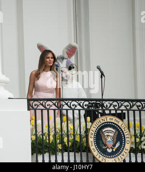 Washington, USA. 17th Apr, 2017. Washington DC, April 17, 2017, USA: First Lady Melania Trump welcome visitors to the South Lawn of the White House for the 139th Annual Easter Egg roll and event in Washington DC. Photo by Patsy Lynch/Alamy Live News Stock Photo