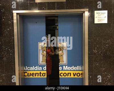 Medellin, Colombia. 7th Mar, 2017. A lift with the city motto 'We're counting on you' in Medellin, Colombia, 7 March 2017. The city has almost returned to normality after the ferocious drug wars of the 1990s. Photo: Georg Ismar/dpa/Alamy Live News Stock Photo