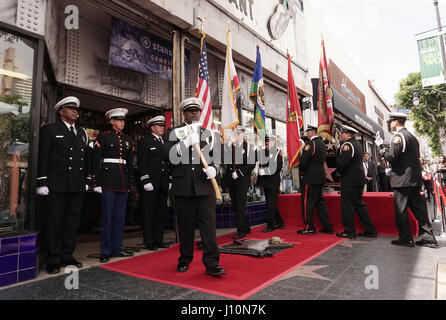 Los Angeles, USA. 17th Apr, 2017. Gary Sinise Star 45 Gary Sinise honoured with a star on the hollywood Walk of Fame in Los Angeles. April 17, 2017. Credit: Tsuni/USA/Alamy Live News Stock Photo