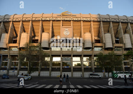 Santiago Bernabeu, Madrid, Spain. 17th Feb, 2019. La Liga football ...