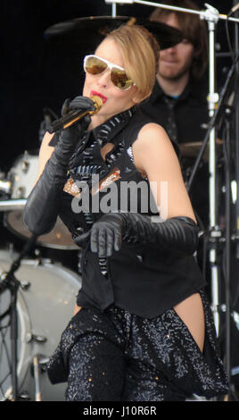 Ischgl, Austria. 02nd May, 2009. Australian singer Kylie Minogue performs at the Top of the Mountain concert at the ski area in Ischgl, Austria, 02 May 2009. The concert is a conclusion of the skiing season. Photo: Felix Hoerhager | usage worldwide/dpa/Alamy Live News Stock Photo