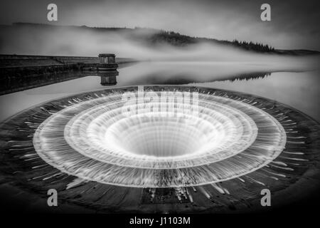 ladybower sink hole overflow peak derbyshire reservoir flow district alamy