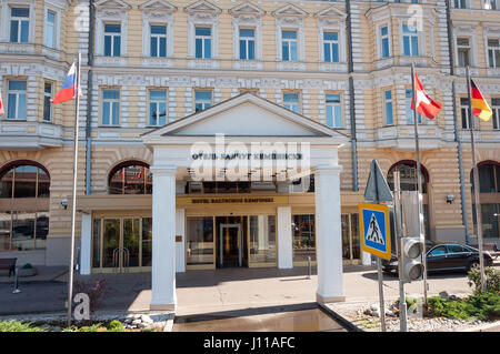 Moscow, Russia - 09.21.2015. The main entrance to  Hotel Baltschug Kempinski  Stock Photo