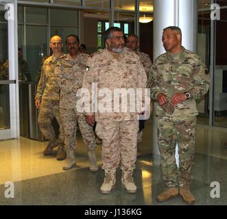 Lt. Gen. Michael Garrett, U.S. Army Central, commanding general, speaks with Maj. Gen. Khaled Saleh Al-Sabah, the Kuwait land forces commander, during his visit to USARCENT headquarters at Shaw Air Force Base, S.C., April 5, 2017. The visit showed the commitment of both the Kuwaitis and USARCENT as they continue to build partnership. (U.S. Army photo by Staff Sgt. Jared Crain) Stock Photo